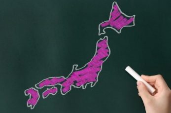 中学受験社会の難所は日本地理分野の都道府県です。47都道府県の県名、県庁所在地、位置、形などを丸暗記しなければならないか…